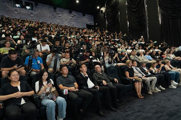 中國舉行電影《血色牢籠》首映禮 - 俄羅斯衛星通訊社