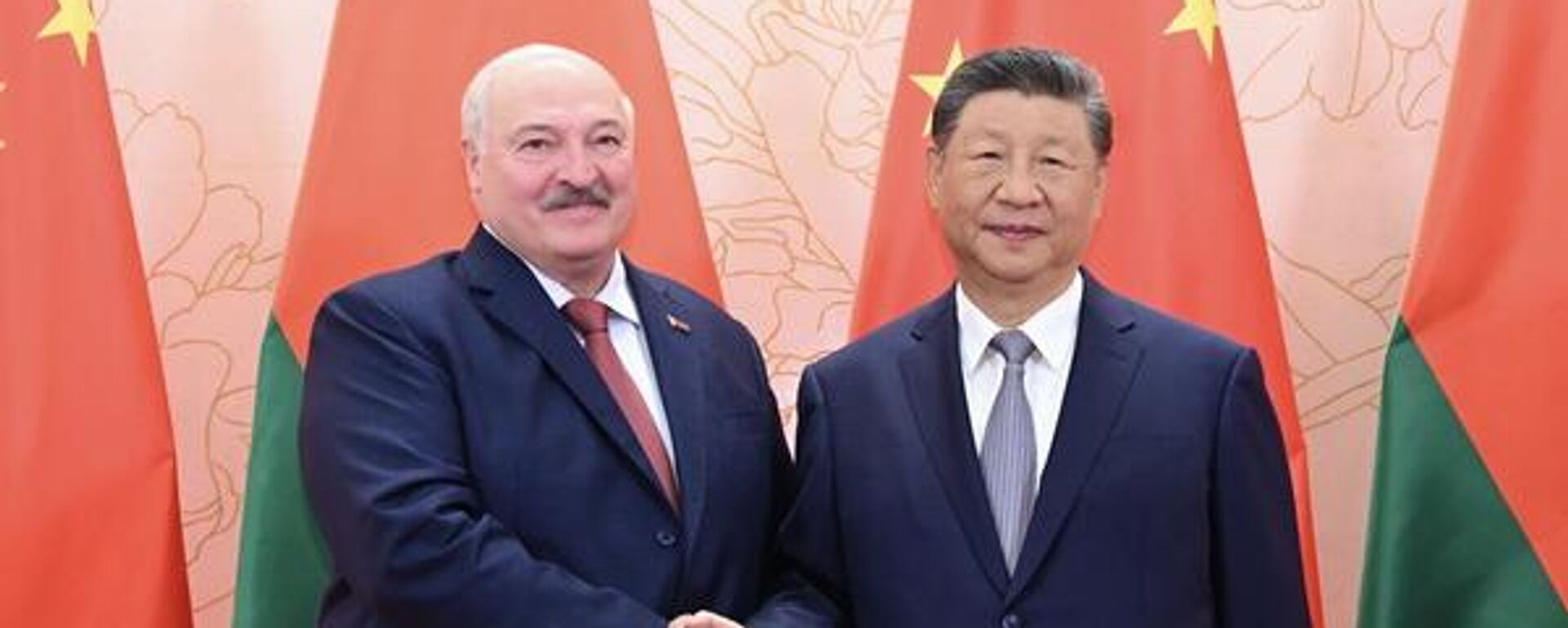 习近平会见白俄罗斯总统卢卡申科 - 俄罗斯卫星通讯社, 1920, 31.08.2025