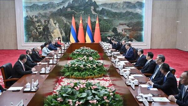 习近平会见亚美尼亚总理帕什尼扬 - 俄罗斯卫星通讯社