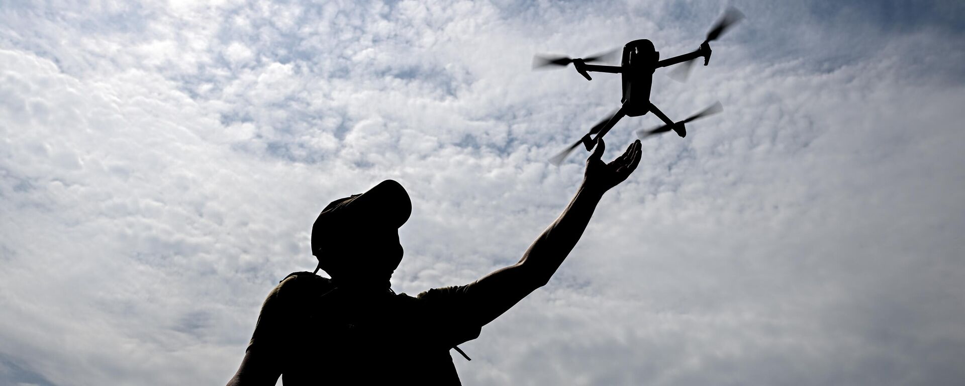 俄国防部：乌军一昼夜在特别军事行动中损失约1510名军人 - 俄罗斯卫星通讯社, 1920, 02.10.2025