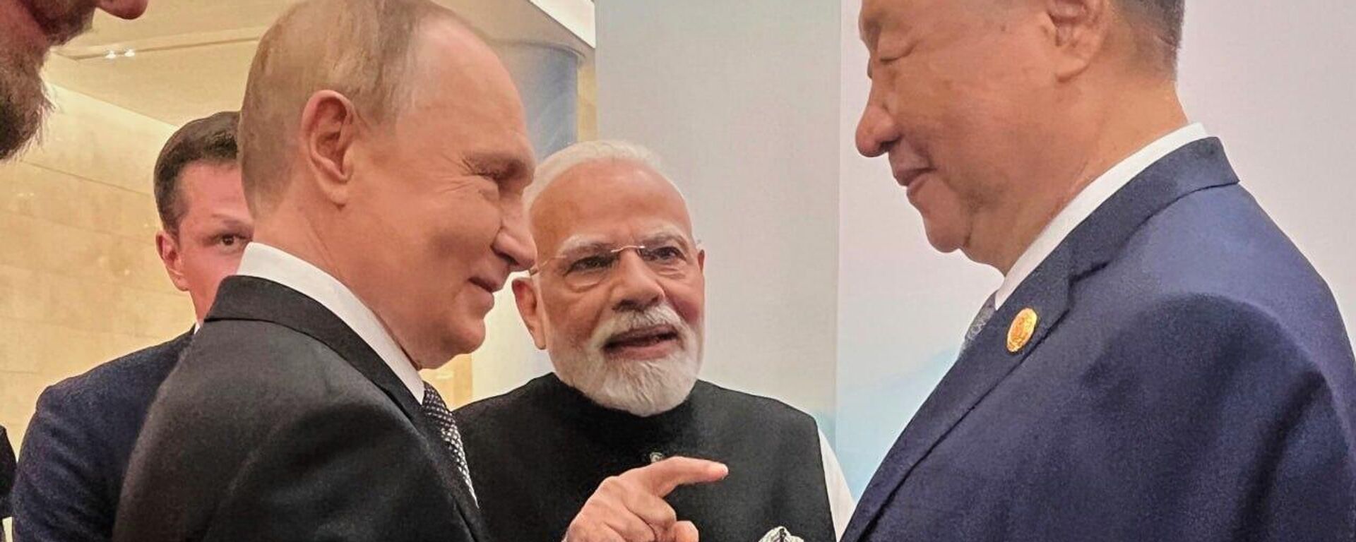 上海合作組織深化俄中印三國戰略協作 - 俄羅斯衛星通訊社, 1920, 03.09.2025