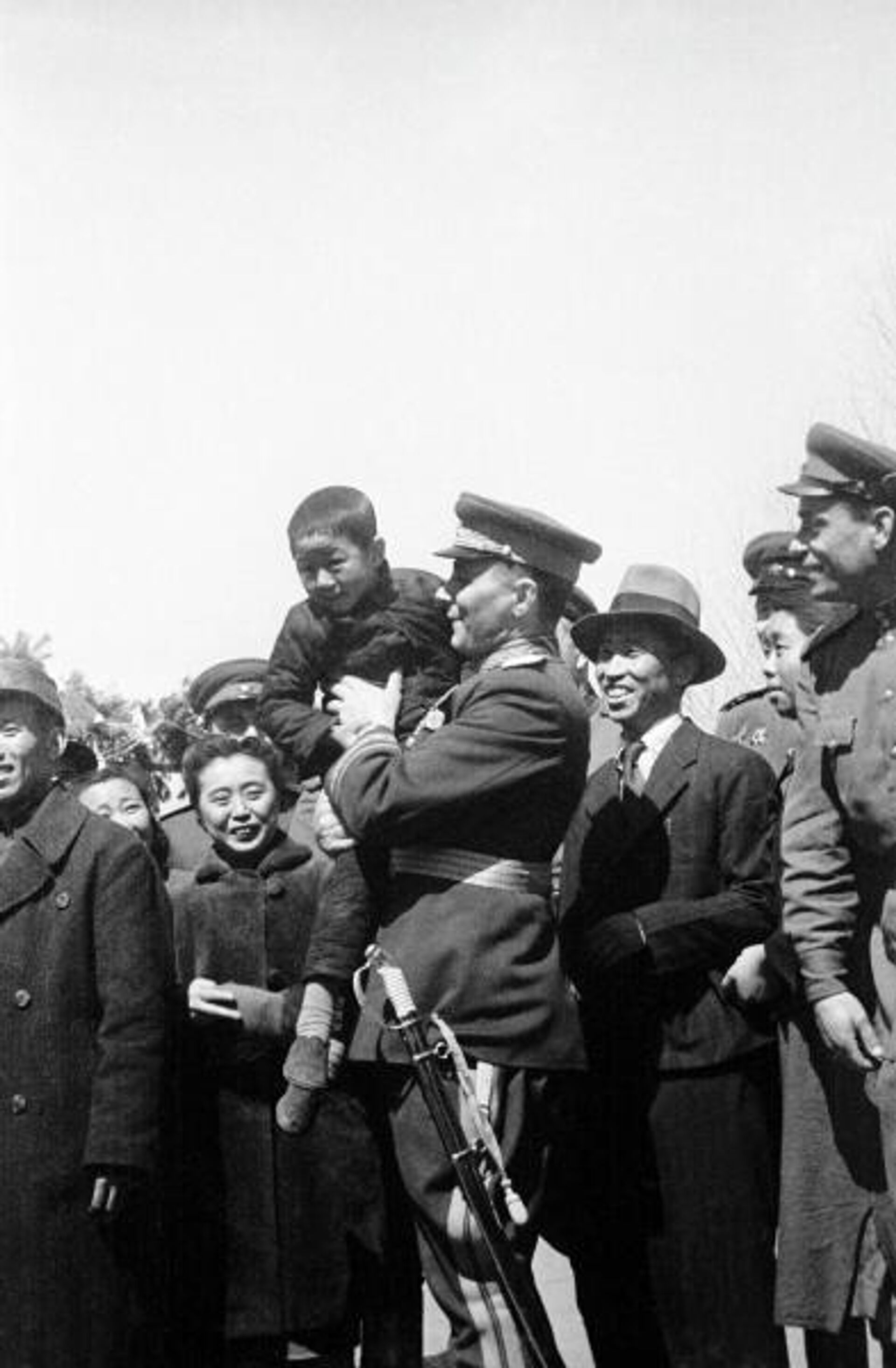 中国公民为第1远东方面军第1红旗军送行。  - 俄罗斯卫星通讯社, 1920, 03.09.2025