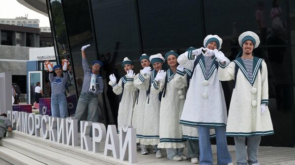 Выставка Улица Дальнего Востока - 俄羅斯衛星通訊社