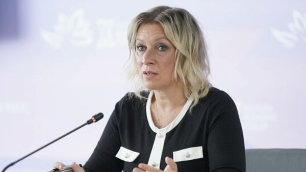 俄外交部：摩尔多瓦当局企图在选举中再次“正确”计票  - 俄罗斯卫星通讯社