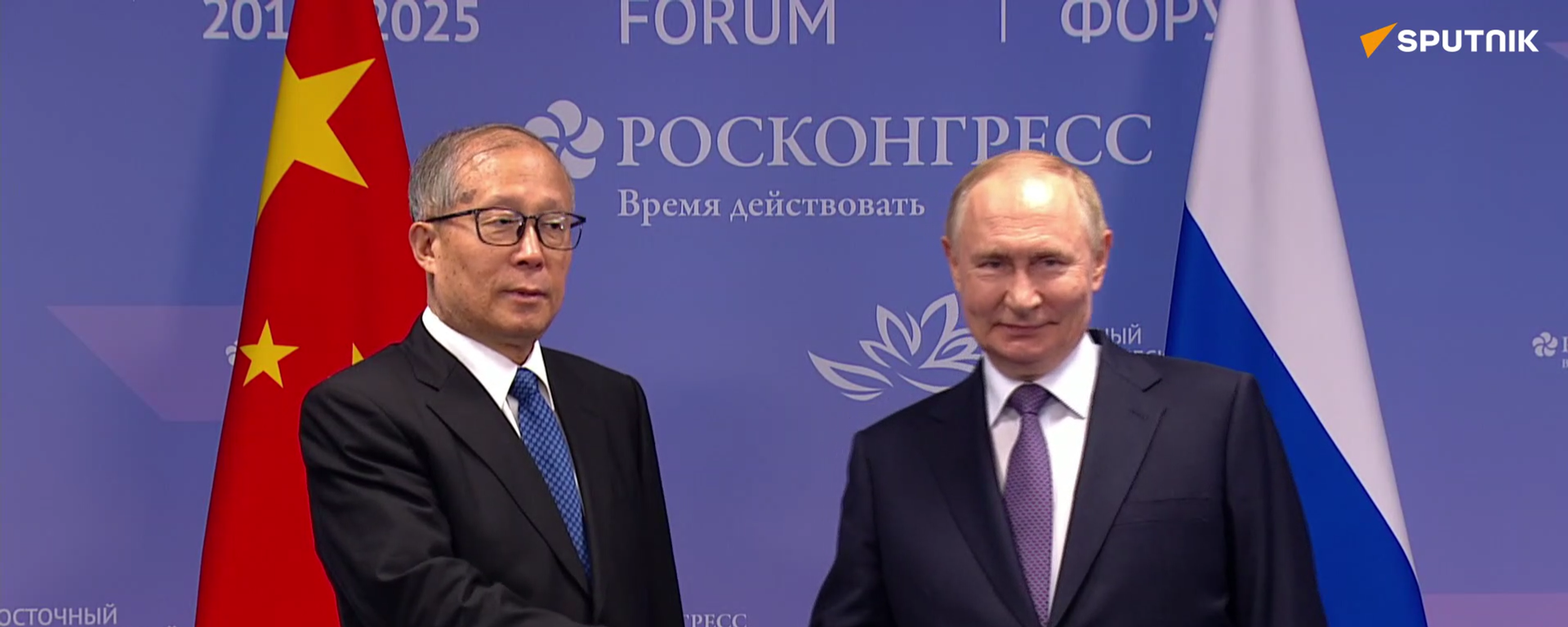 普京在东方经济论坛期间会见中共中央政治局委员李鸿忠 - 俄罗斯卫星通讯社, 1920, 04.09.2025
