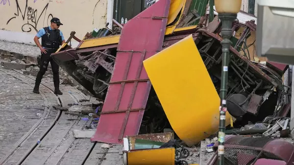 里斯本市中心纜車脫軌事故 - 俄羅斯衛星通訊社