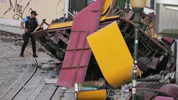 里斯本市中心缆车脱轨事故 - 俄罗斯卫星通讯社