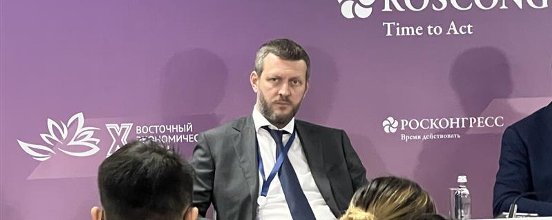 俄罗斯进出口银行董事长彼得·扎谢尔斯基 - 俄罗斯卫星通讯社, 1920, 05.09.2025