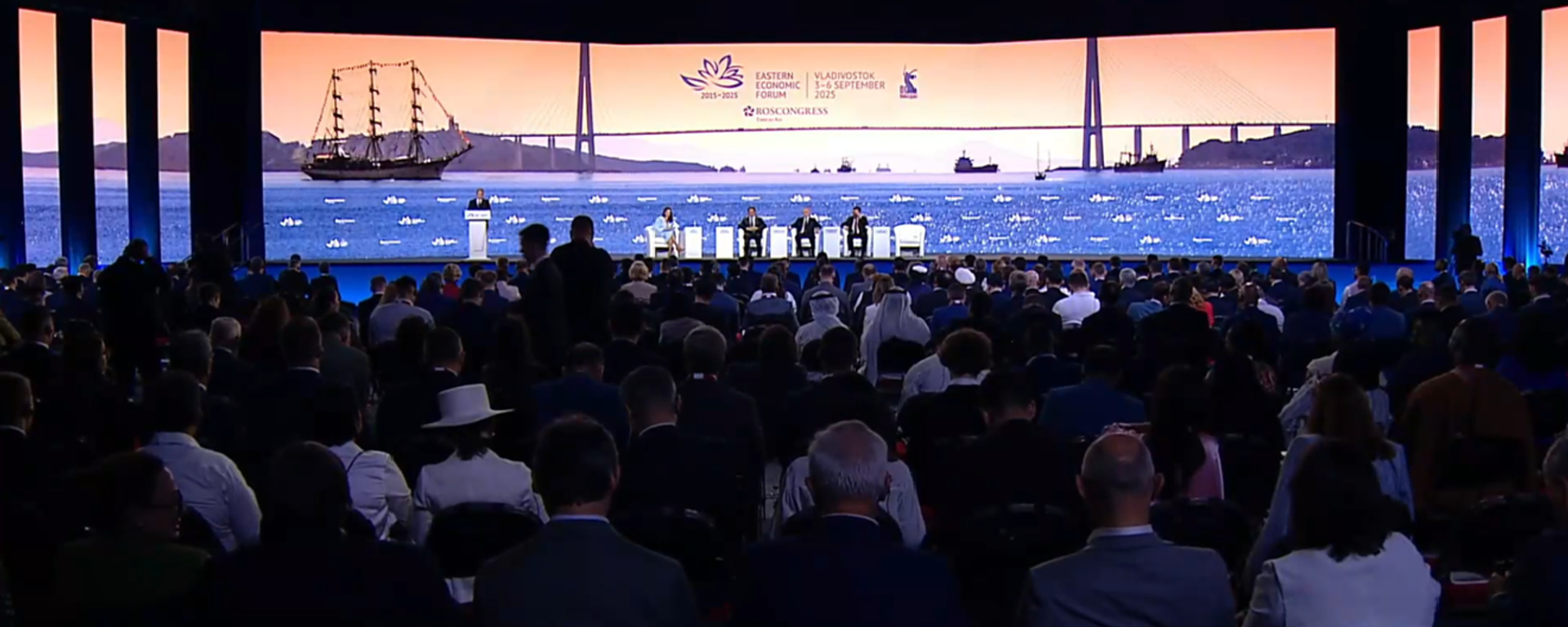 李鸿忠：中苏坚定站在历史正确和公平正义的一边 - 俄罗斯卫星通讯社, 1920, 05.09.2025