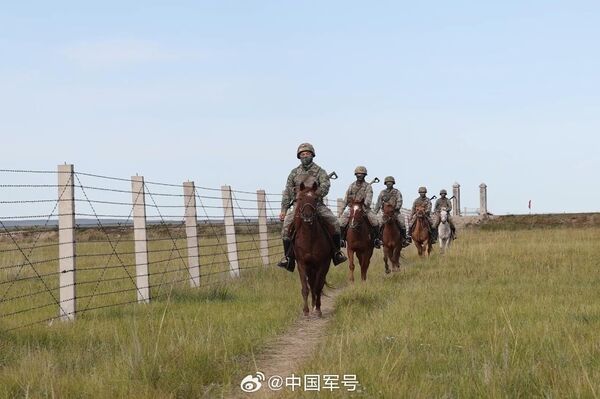 中俄蒙首次举行边防合作联合演练 中俄蒙首次举行边防合作联合演练 - 俄罗斯卫星通讯社