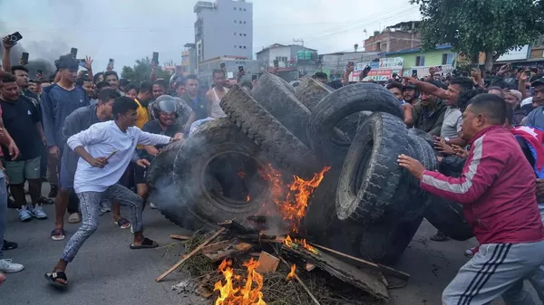媒體：尼泊爾爆發騷亂期間至少有1500名犯人越獄 - 俄羅斯衛星通訊社