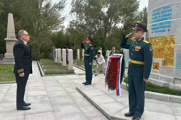 俄驻华大使莫尔古洛夫在哈尔滨参加纪念抗战胜利80周年系列活动 - 俄罗斯卫星通讯社