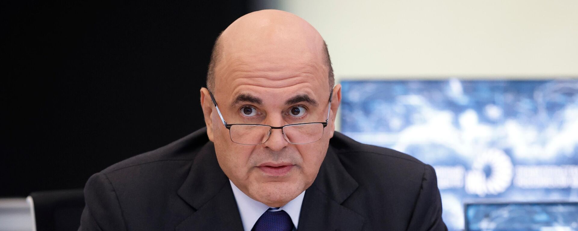 俄總理：俄中在上合組織框架內密切合作 - 俄羅斯衛星通訊社, 1920, 17.11.2025