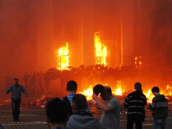 敖德萨工会大楼发生火灾。 - 俄罗斯卫星通讯社