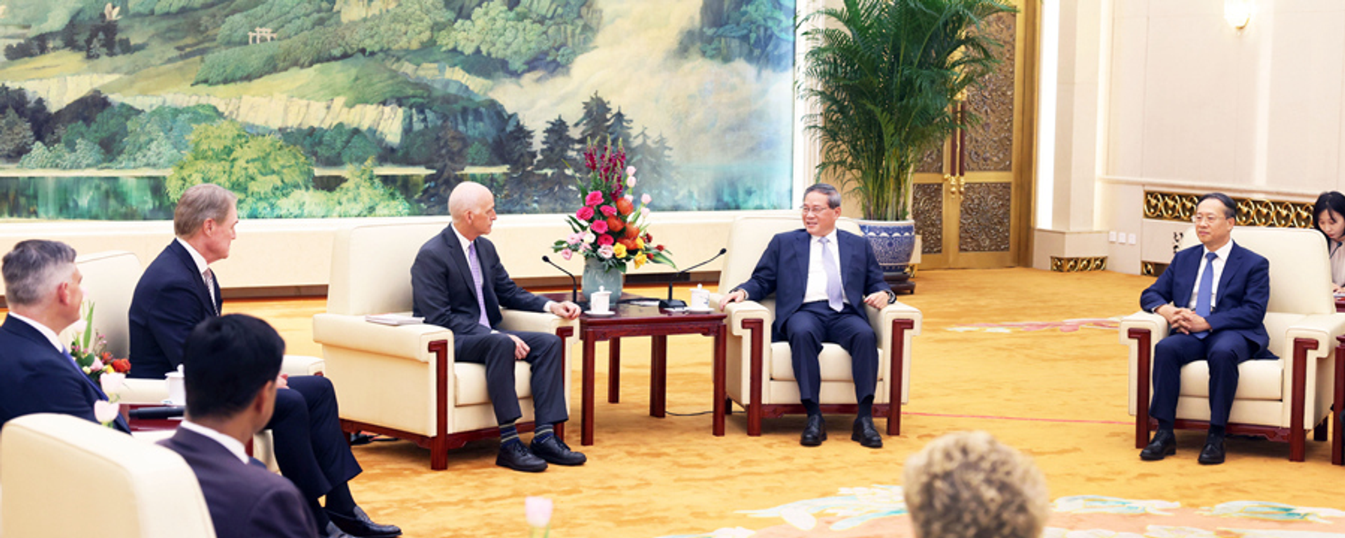 專家：美代表團時隔六年“破冰”訪華，標誌對華交流全面恢復 - 俄羅斯衛星通訊社, 1920, 23.09.2025