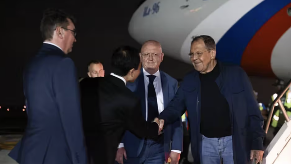 俄外长拉夫罗夫抵达纽约，将出席联合国大会高级别周 - 俄罗斯卫星通讯社