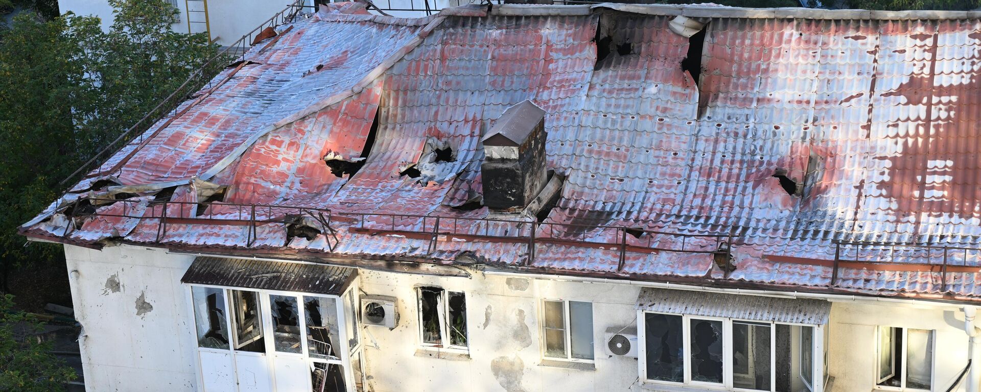 乌军无人机袭击新罗西斯克市中心 - 俄罗斯卫星通讯社, 1920, 25.09.2025