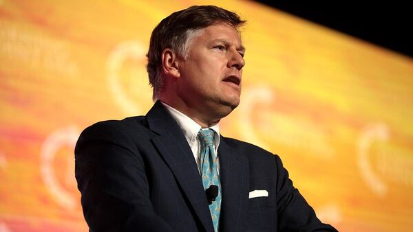 克里斯托弗•兰道 - 俄罗斯卫星通讯社