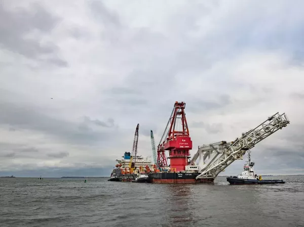 铺管船“福尔图娜”号离开维斯马港 - 俄罗斯卫星通讯社