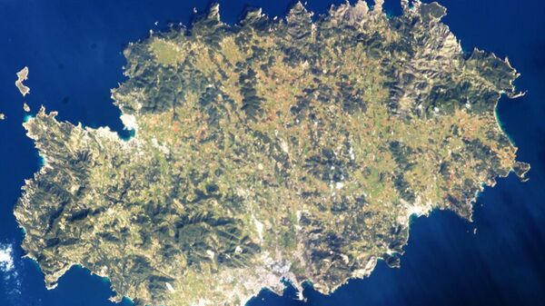 伊維薩島 - 俄羅斯衛星通訊社