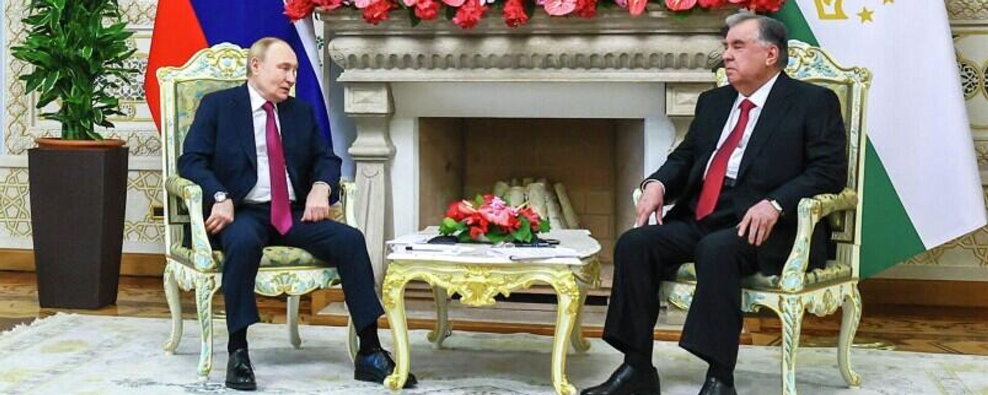 普京：俄罗斯和塔吉克斯坦计划在2030年前将双边贸易额增加1.5倍 - 俄罗斯卫星通讯社, 1920, 09.10.2025