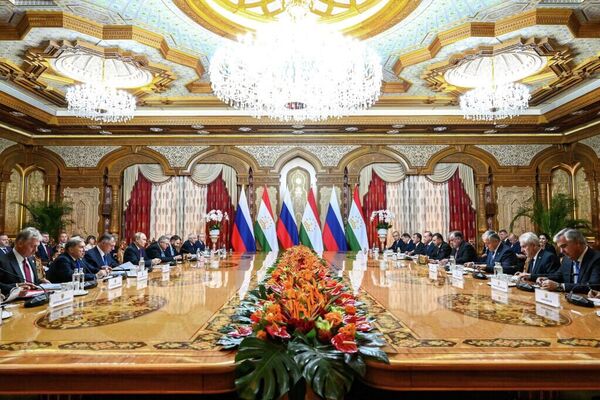 普京會晤拉赫蒙 - 俄羅斯衛星通訊社