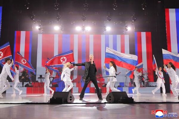 庆祝朝鲜劳动党成立80周年俄罗斯艺术家演出举行 - 俄罗斯卫星通讯社