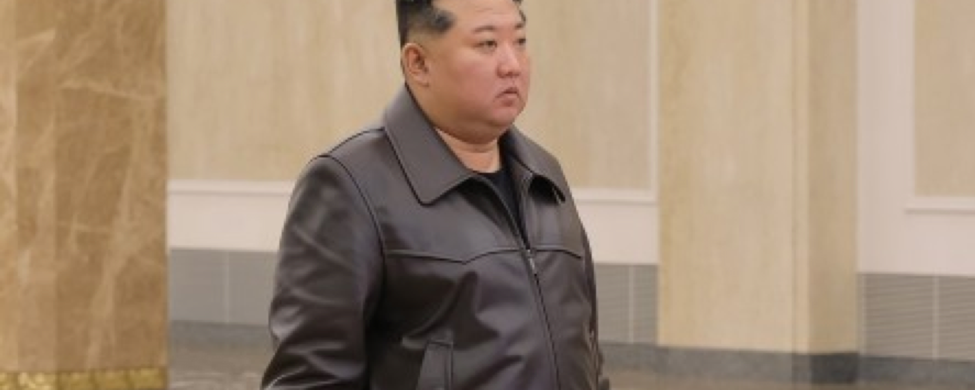 金正恩为纪念朝鲜劳动党成立80周年参谒锦绣山太阳宫 - 俄罗斯卫星通讯社, 1920, 13.10.2025