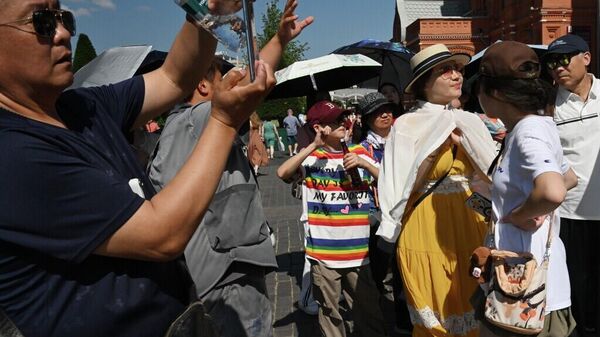 俄总理希望俄中双边旅游客流实现增长 - 俄罗斯卫星通讯社