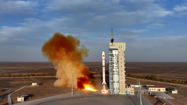 中国成功发射试验三十一号卫星 - 俄罗斯卫星通讯社