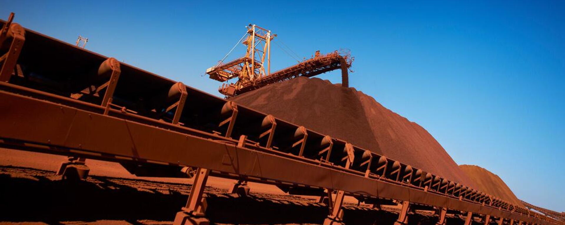 鐵礦石 - 俄羅斯衛星通訊社, 1920, 14.10.2025