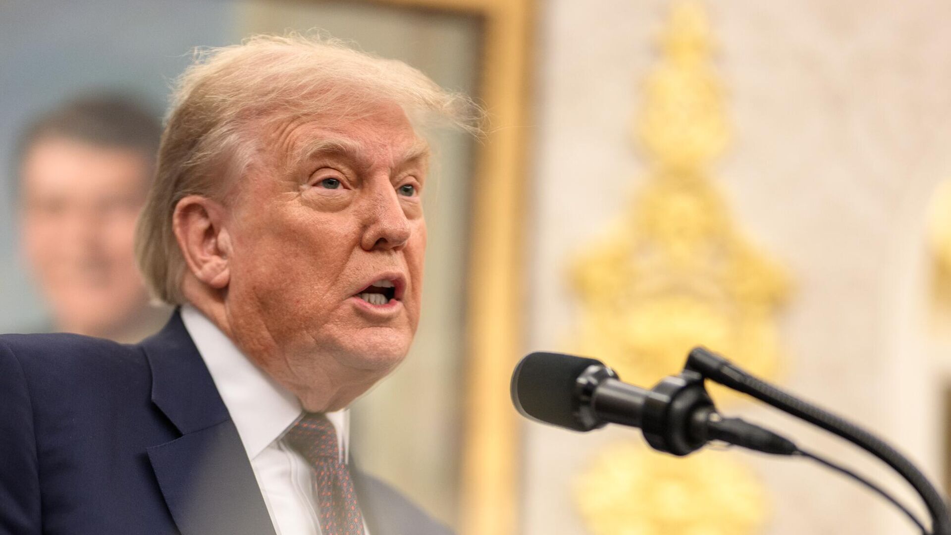 特朗普 特朗普 - 俄罗斯卫星通讯社, 1920, 11.11.2025