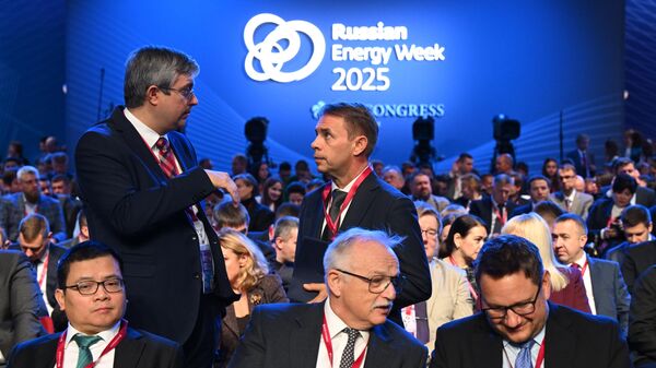 2025年“俄羅斯能源周”國際論壇在莫斯科舉行 - 俄羅斯衛星通訊社