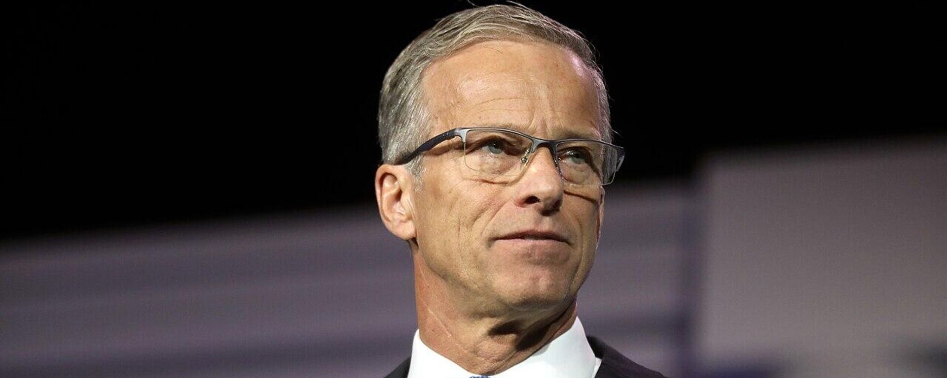 美國參議院共和黨領袖約翰•圖恩 - 俄羅斯衛星通訊社, 1920, 21.10.2025