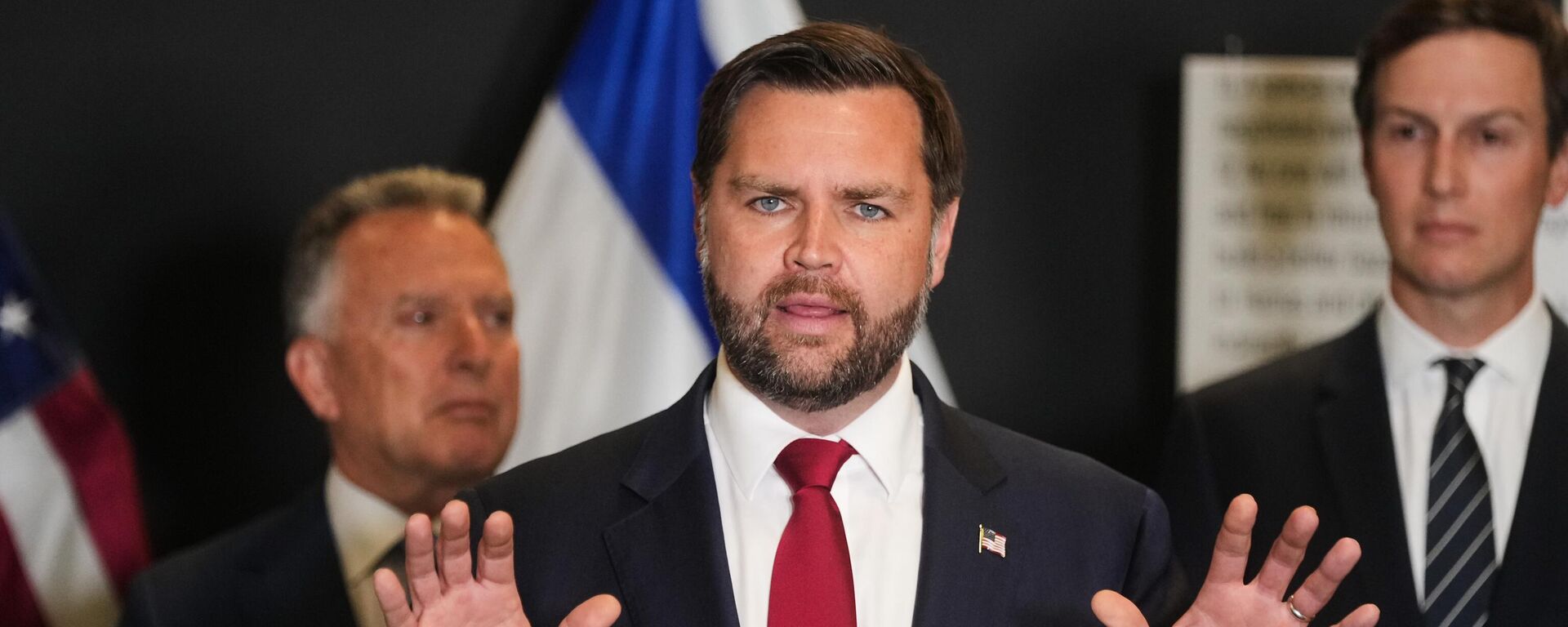 萬斯在俄美磋商後稱烏克蘭談判取得突破 - 俄羅斯衛星通訊社, 1920, 22.12.2025