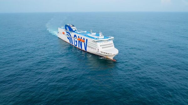 中国首艘自研大型出口双燃料客滚船交付 - 俄罗斯卫星通讯社