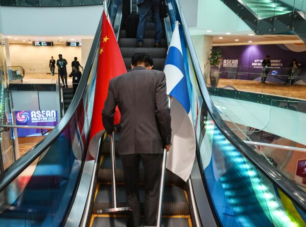 第47届东盟峰会在吉隆坡会议中心举行。 第47届东盟峰会在吉隆坡会议中心举行。 - 俄罗斯卫星通讯社