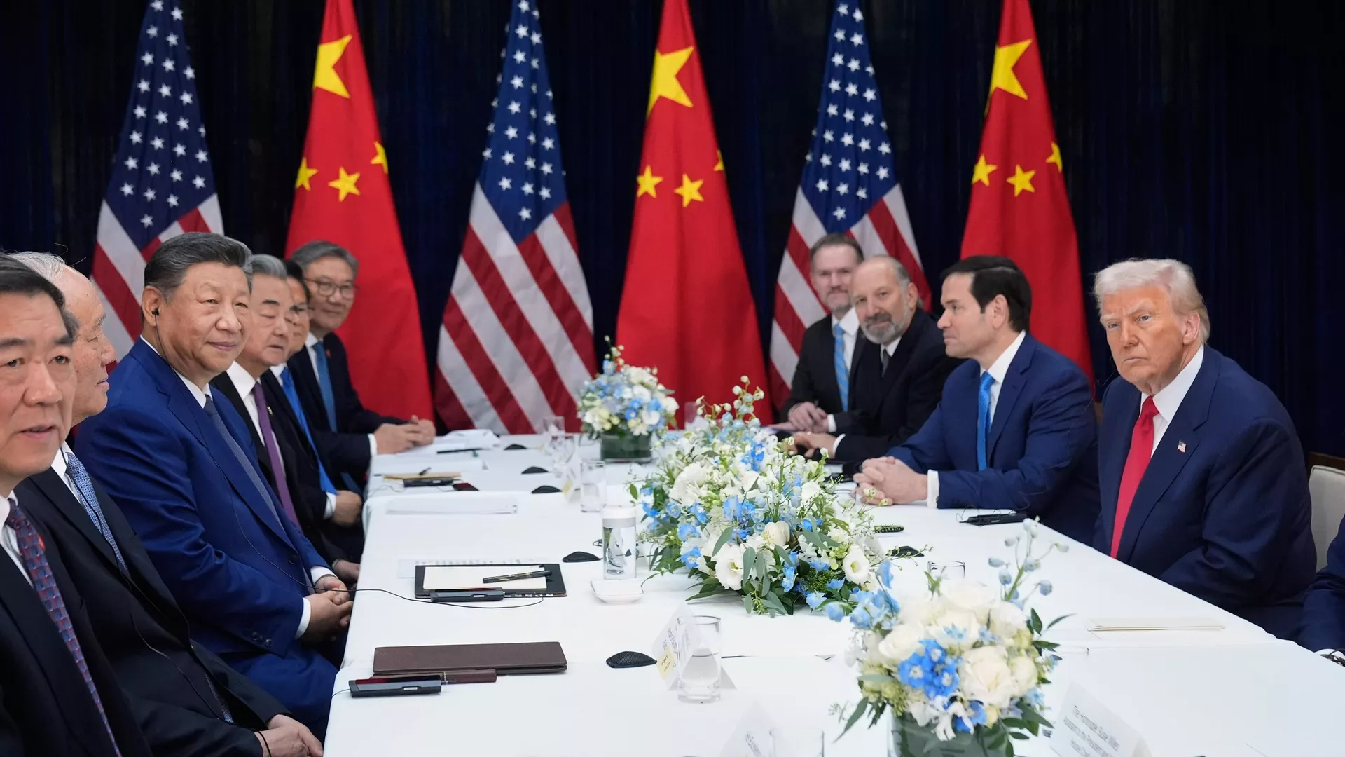 Встреча Дональда Трампа и Си Цзиньпина в Пусане - 俄罗斯卫星通讯社, 1920, 30.10.2025