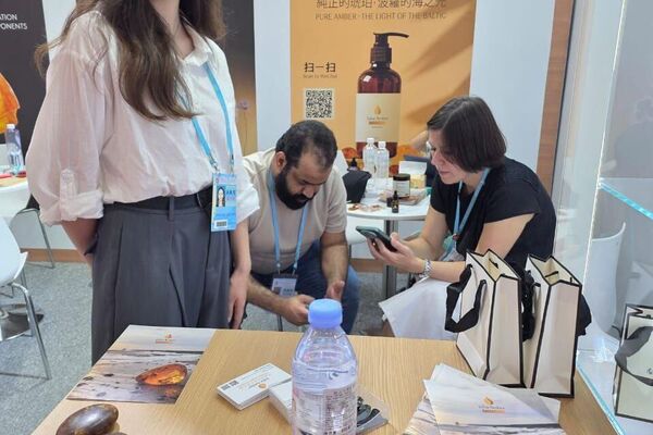 俄罗斯40家企业齐聚第136届广交会 俄罗斯40家企业齐聚第136届广交会 - 俄罗斯卫星通讯社