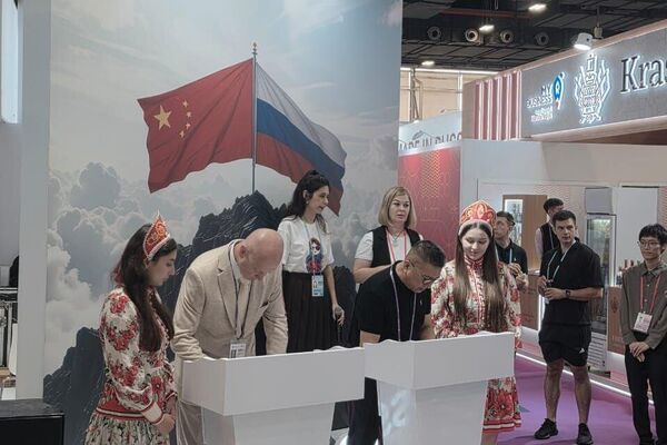 俄罗斯40家企业齐聚第136届广交会 俄罗斯40家企业齐聚第136届广交会 - 俄罗斯卫星通讯社