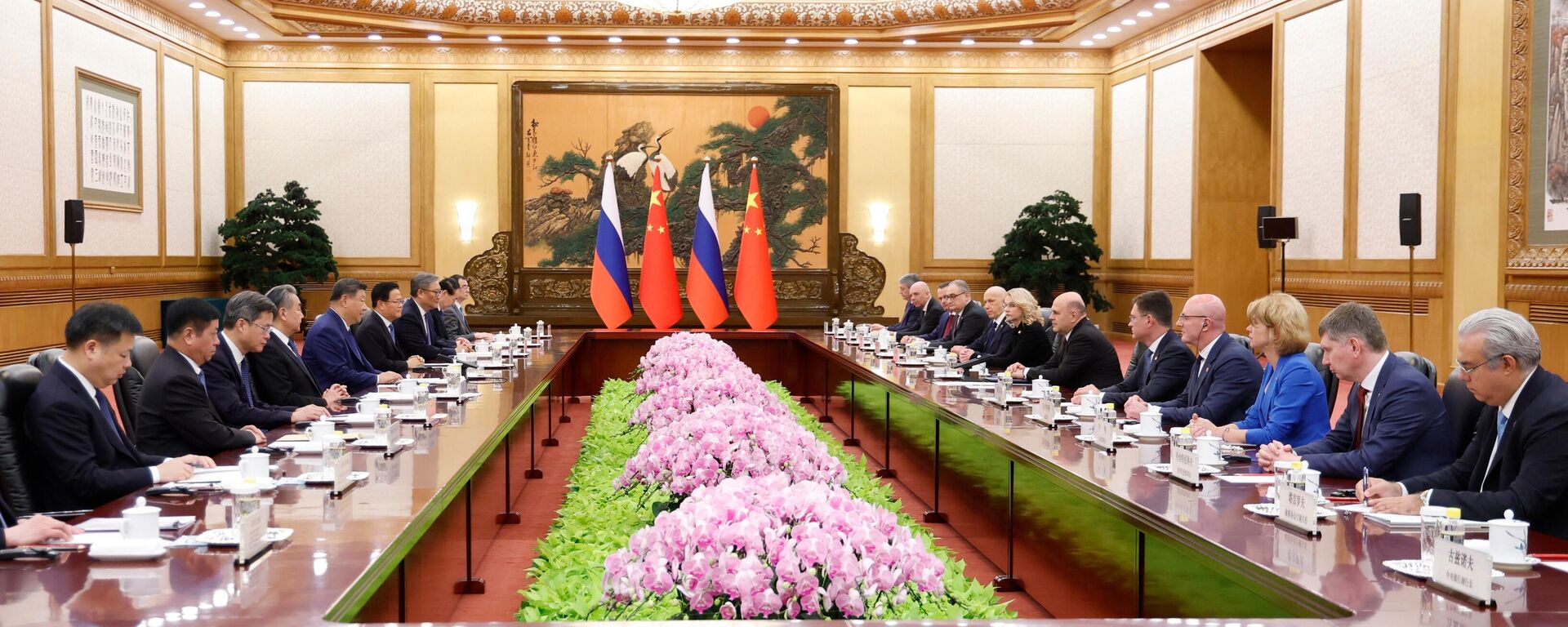 聯合公報：俄中同意深化人文合作 - 俄羅斯衛星通訊社, 1920, 04.11.2025