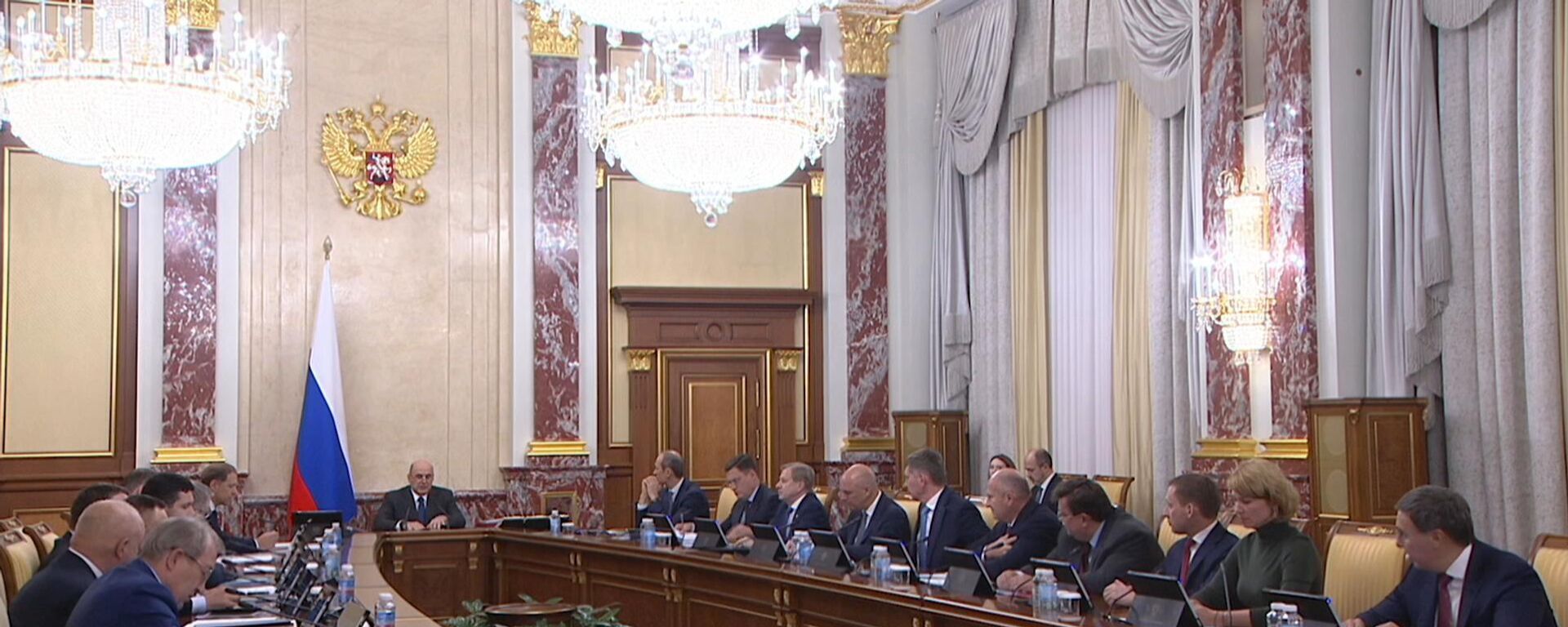 俄中经济关系达到前所未有高水平 - 俄罗斯卫星通讯社, 1920, 06.11.2025