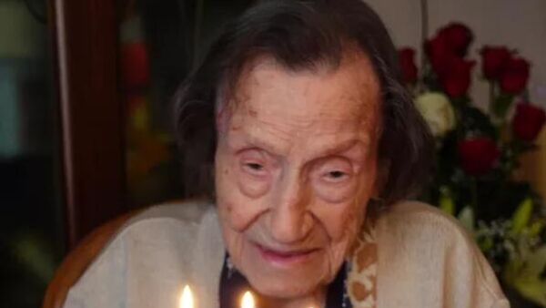 安赫莉娜·托雷斯·瓦尔博纳女士已去世，享年112岁  - 俄罗斯卫星通讯社