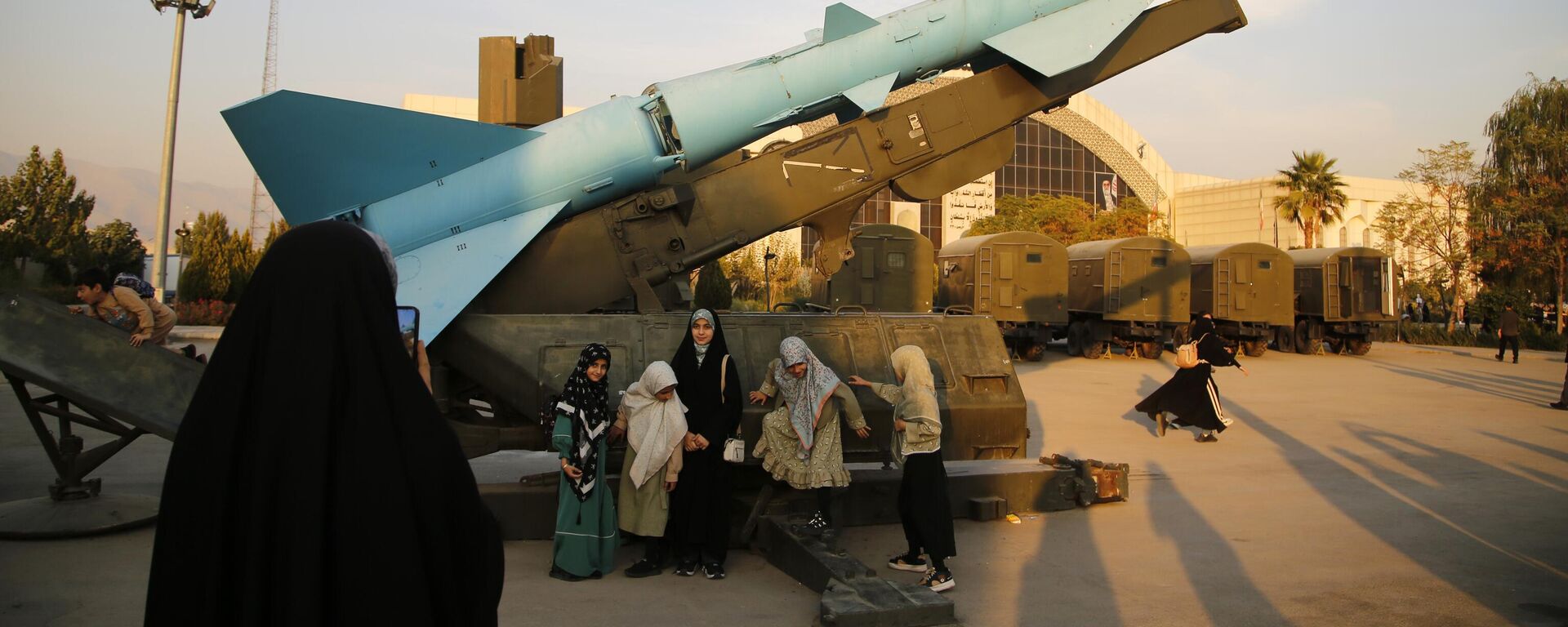 专家：伊朗对美国袭击的回应将不会是象征性的 战争或席卷整个地区 - 俄罗斯卫星通讯社, 1920, 27.01.2026