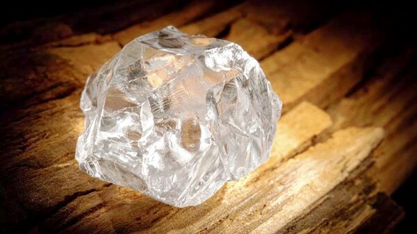 在俄罗斯阿尔汉格尔斯克州一处矿区发现的宝石级钻石 - 俄罗斯卫星通讯社