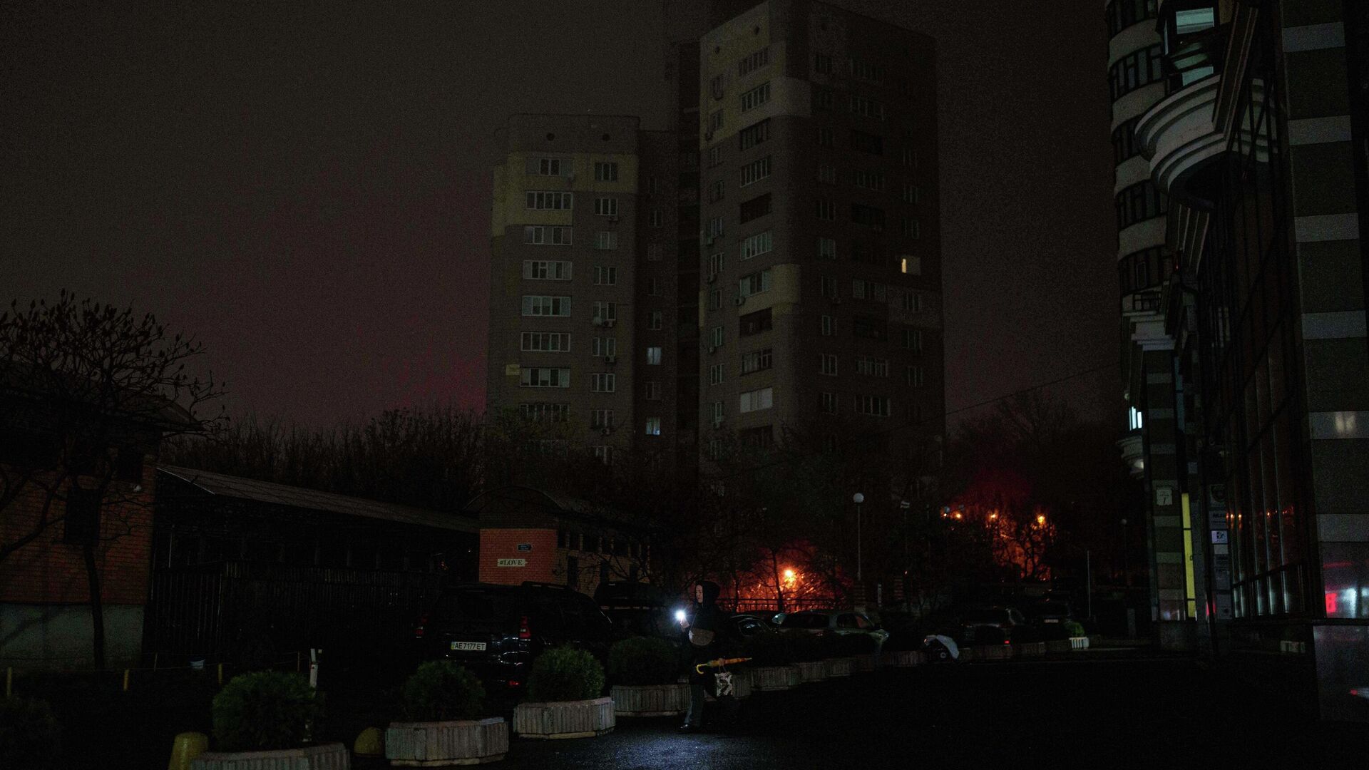 烏克蘭表示所有大型火力發電廠和水力發電廠均遭到破壞 烏克蘭表示所有大型火力發電廠和水力發電廠均遭到破壞 - 俄羅斯衛星通訊社, 1920, 22.11.2025