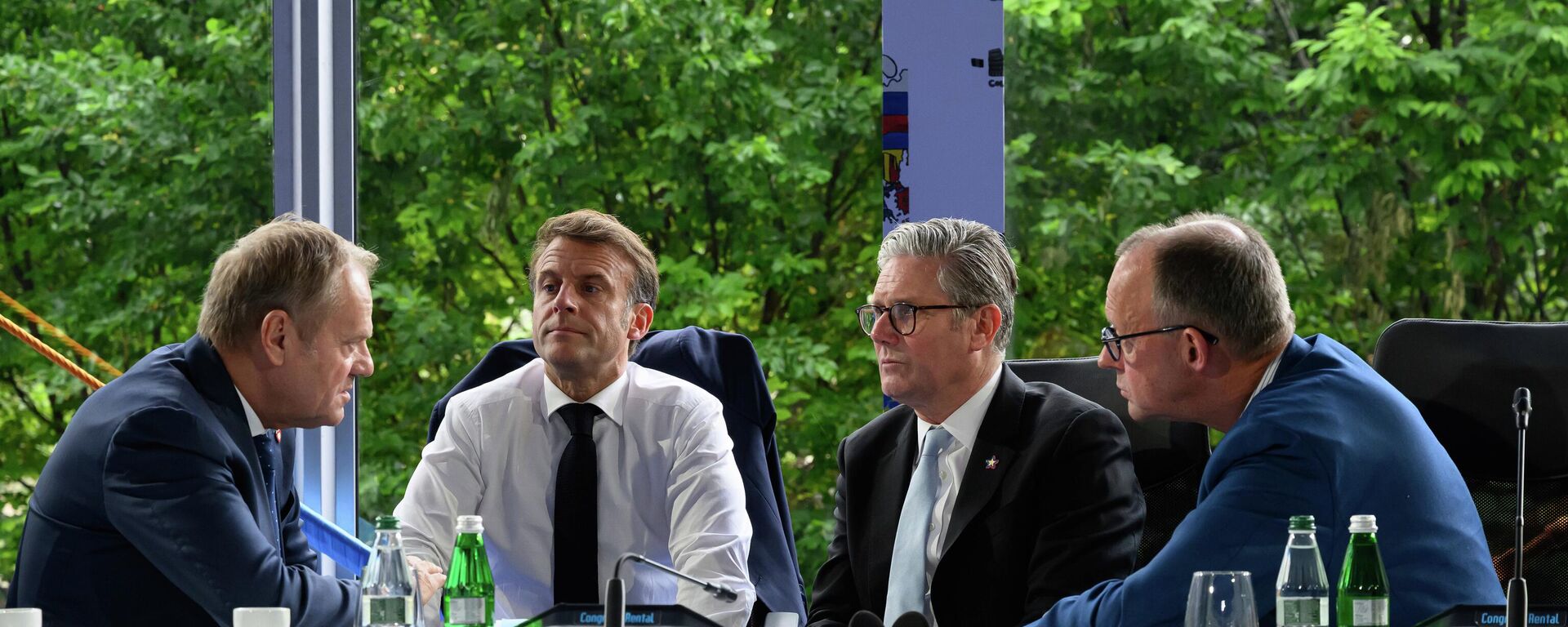 歐盟的烏克蘭計劃：旨在延長與俄羅斯的代理人戰爭的不可能實現 - 俄羅斯衛星通訊社, 1920, 25.11.2025