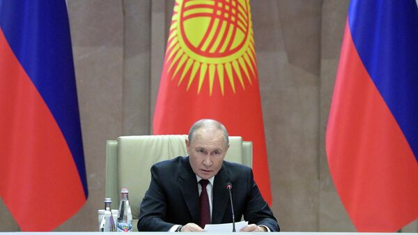 普京：俄驻吉尔吉斯斯坦军事基地为加强吉方国家安全做出贡献 - 俄罗斯卫星通讯社