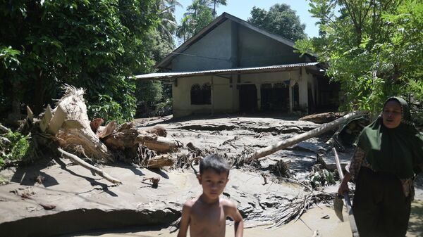 印尼洪灾及山体滑坡遇难人数升至961人 - 俄罗斯卫星通讯社