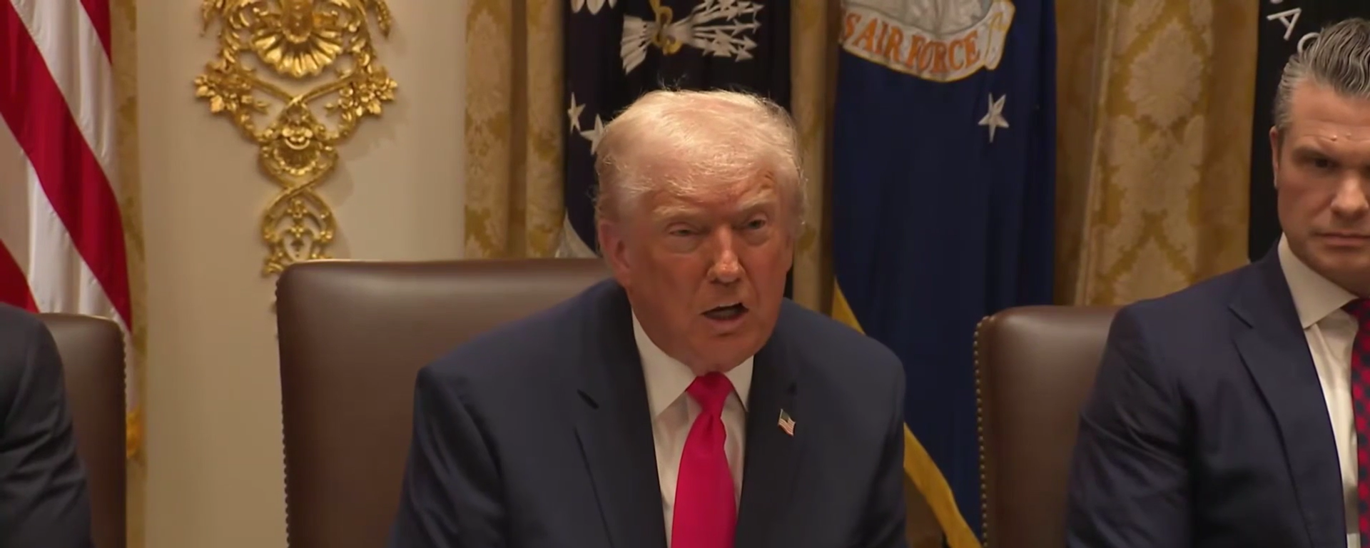 特朗普：美國不再以金融方式參與烏克蘭衝突 - 俄羅斯衛星通訊社, 1920, 03.12.2025